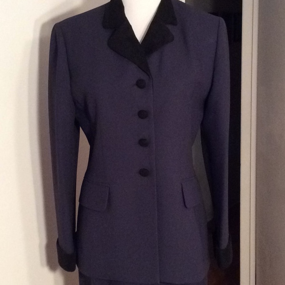 Albert Nipon Petite, 3 Piece Suit. - image 2